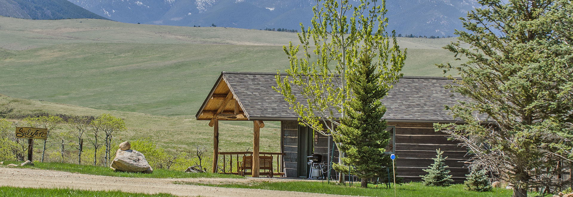 Blue Sky Cabins Red Lodge Montana Lodging Luxury cabins